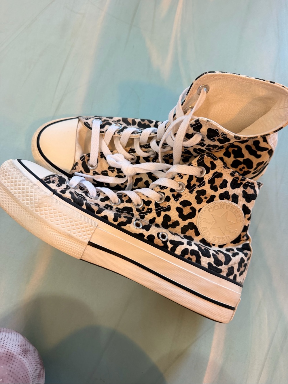 Converse Platform High-Top Sneakers in White with Black Leopard Print - NEW size - Picture 3 of 6